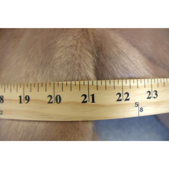 Womans Terry Lewis Classic Luxuries short faux fur coat in Dusty Rose Size Large - Picture 6 of 7